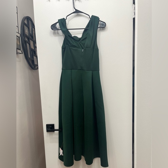 NWT ASOS Elegant Green Fit-and-Flare One-Shoulder Dress Sz 4 - Picture 3 of 4